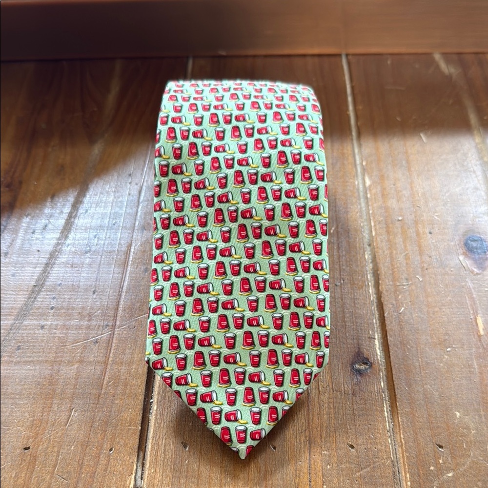 Vineyard Vines Flip Cup Silk Tie